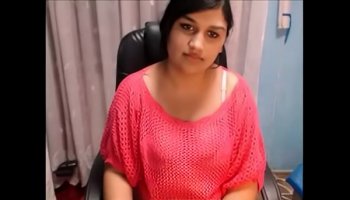 Indian girl big boob showing her boobs pussy
